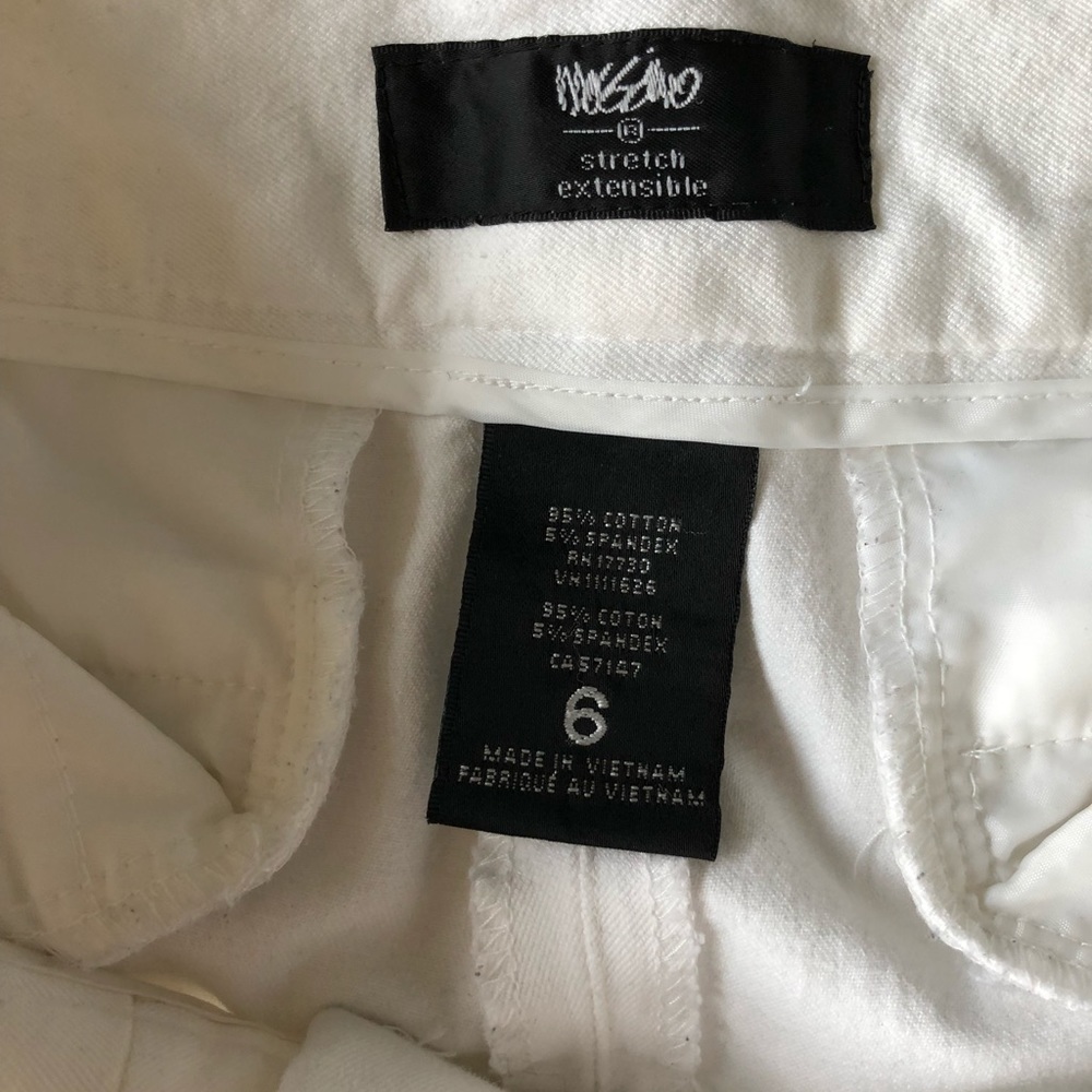 Mossimo Cropped Pant - Picture 3 of 4